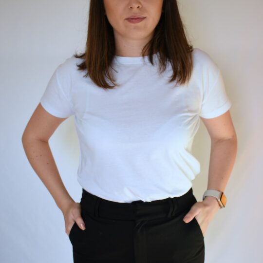 a person wearing a white shirt